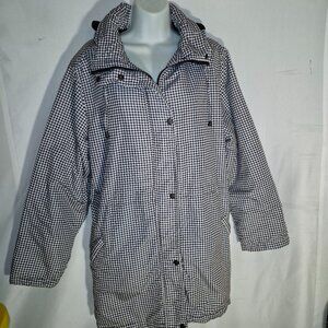 EASY ESSENTIALS hooded insulated winter jacket in size XL